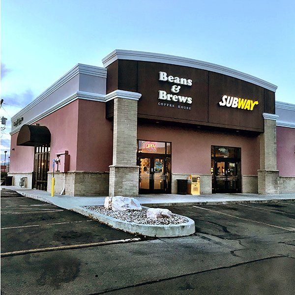 Exterior photo of Murray on State Street Beans and Brews