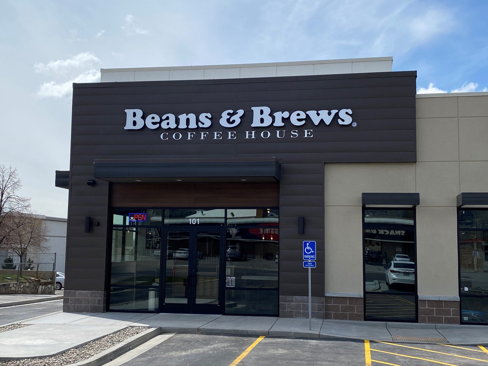 Exterior photo of Bountiful on 500 West Beans and Brews
